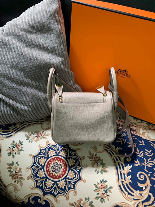 エルメス バッグ 激安着用イメージ